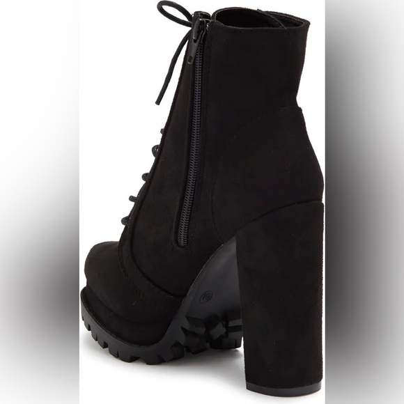 NWT! Wild Diva Lounge Black Combat Platform Heeled Bootie - Picture 2 of 6